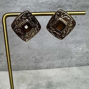 Vintage Style Gold Tone Filigree Square Stud Earrings Amber Rhinestone Center